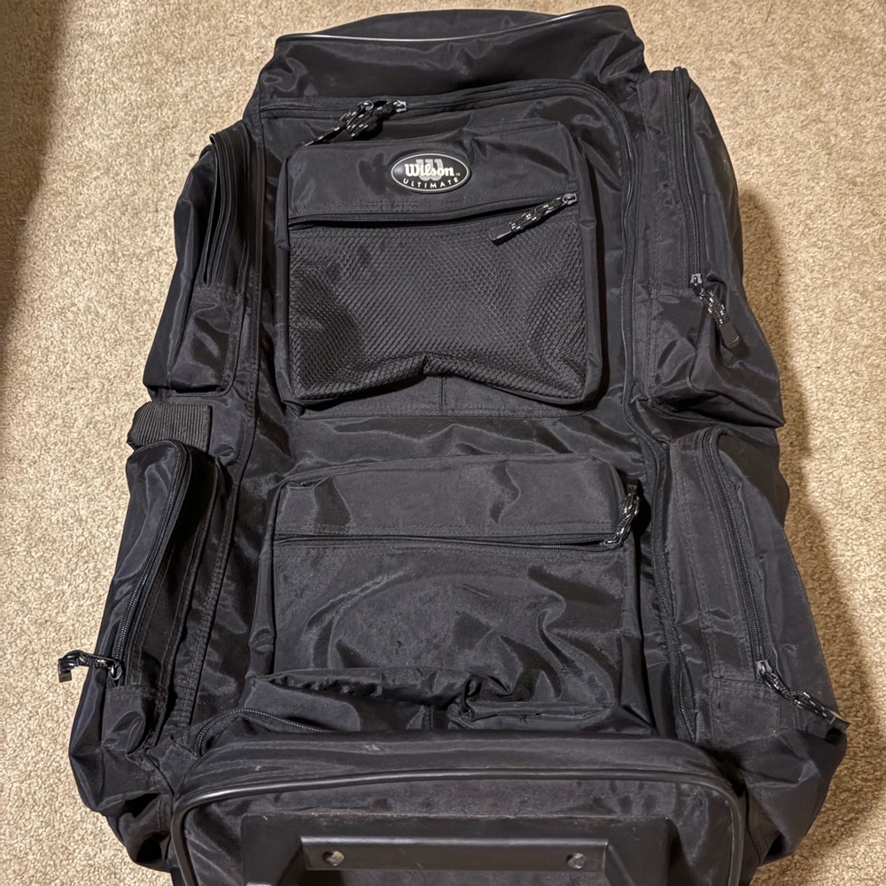 Wilson Black Travel Bag for Men